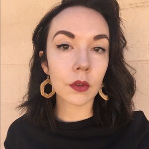 Meet your Posher, Courtney